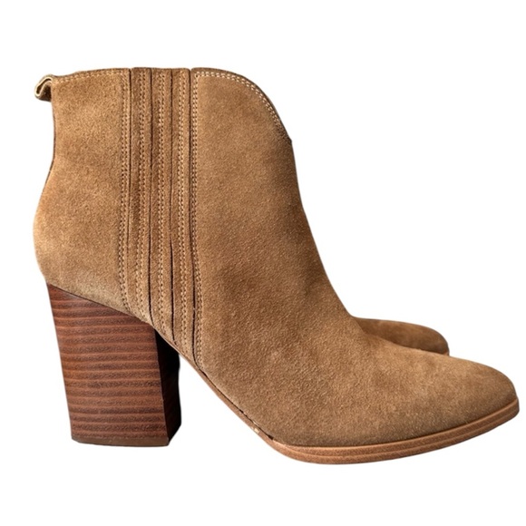 Marc Fisher Maree Tan Suede Ankle Booties Size 9.5 - Picture 1 of 8